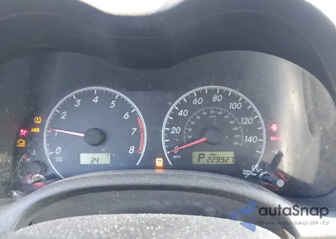 2011 Toyota Corolla z USA, uszkodzony, nr VIN 2T1BU4EE2BC654886